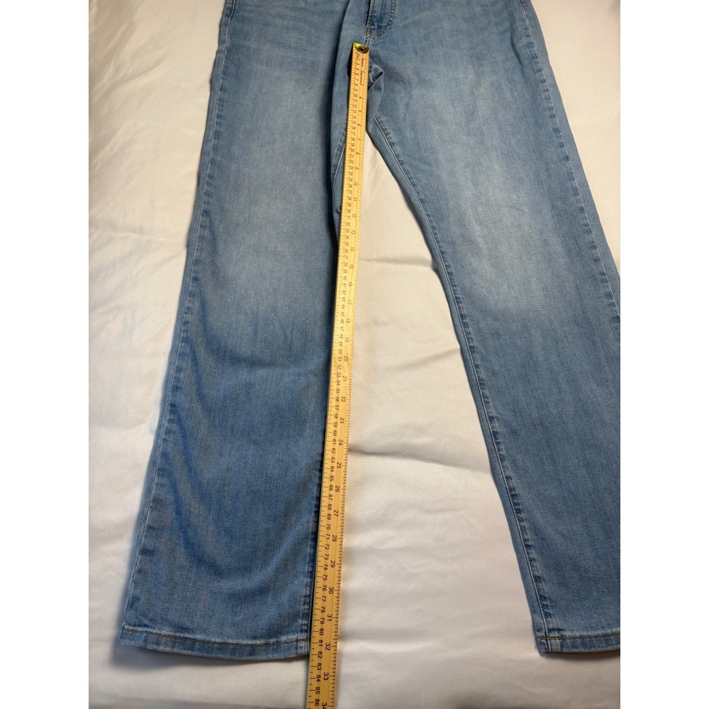 Lucky Brand 410 Athletic Straight Jeans Mens 34x34 Light Blue Good Stretch Denim - Picture 4 of 9